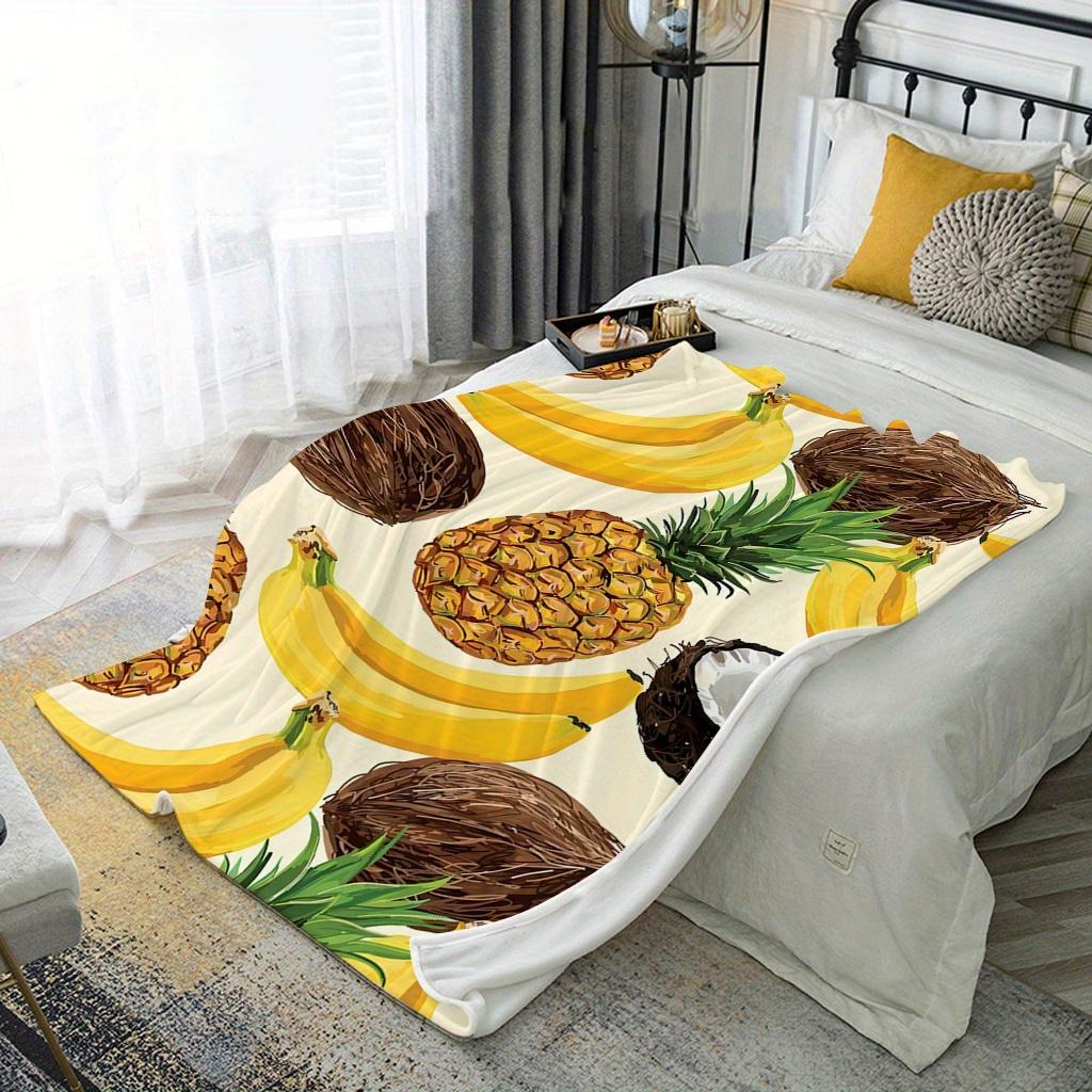 Tropical fruit-themed pattern Flannel printed blanket suitable for all seasons suitable for living room office sofa and travel