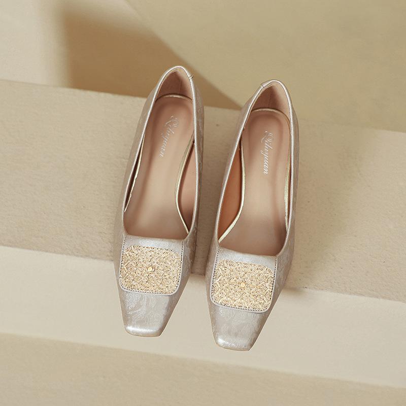 Not tired feet high heels thick heel 2025 new Huizhou women's shoes spring and autumn French square head women's shoes with heel single shoes