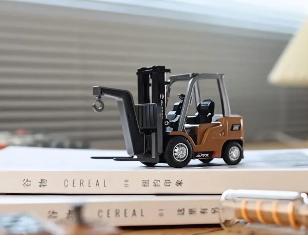 1/64 Remote-Controlled Alloy Forklift Engineering Vehicle Tabletop Toy Model Collection Gift For Boy Exquisite Birthday Gift