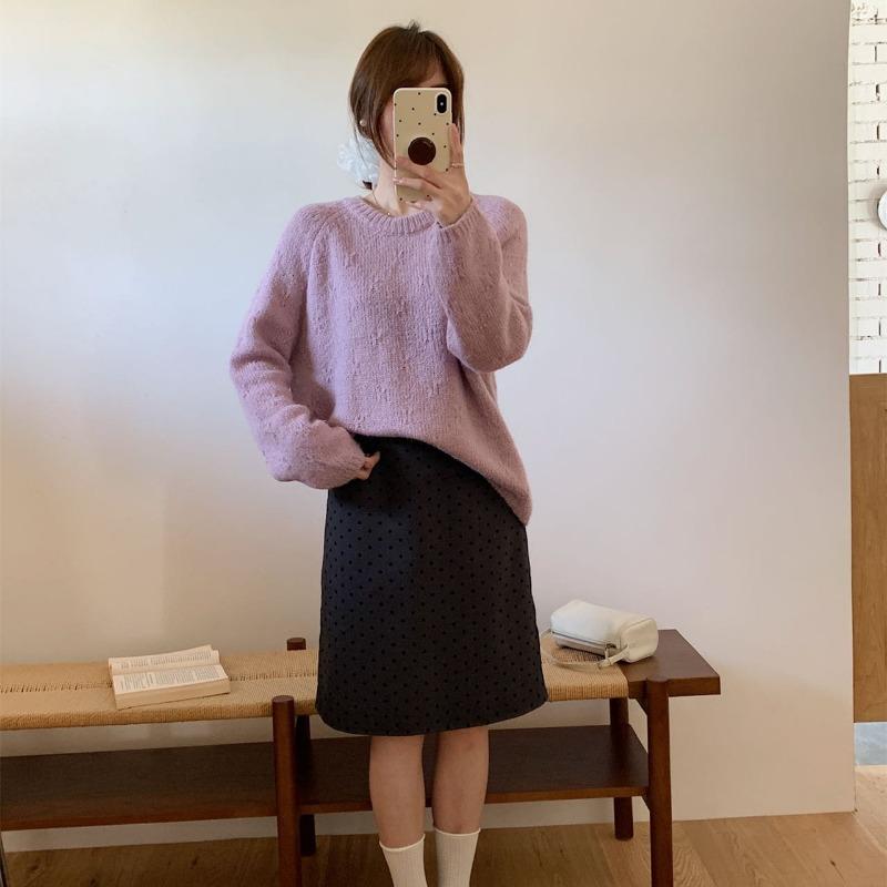 

Candy color fresh age-reducing knitted sweater women s autumn and winter new round neck shoulder sleeves solid color pullover sweater average size лавандовый