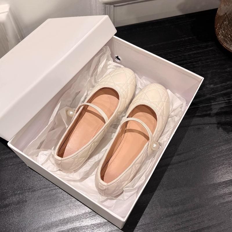 Fashionable and Versatile New Strap-bottom Flat Shoes, Single Shoe for Women
