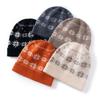 Neue Retro-Jacquard-Kaschmir-Strickmütze Schneeflockenmuster Damen Herbst und Winter Verdickt Warm Vielseitig Kaschmirmütze