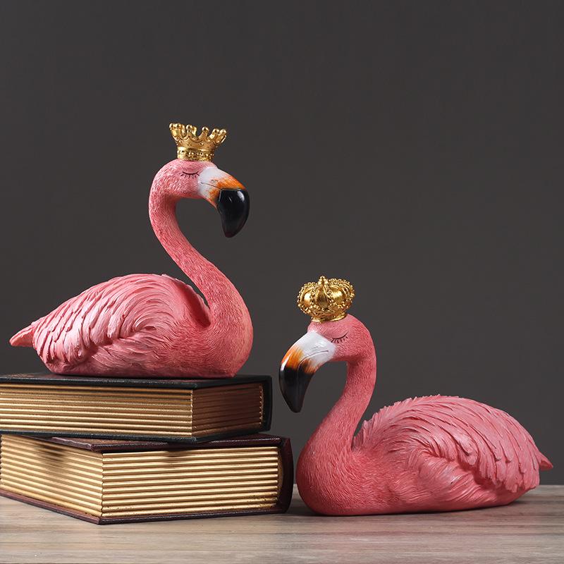Nordic Crown Flamingo Couple Resin Figurines for Living Room or Study Decor