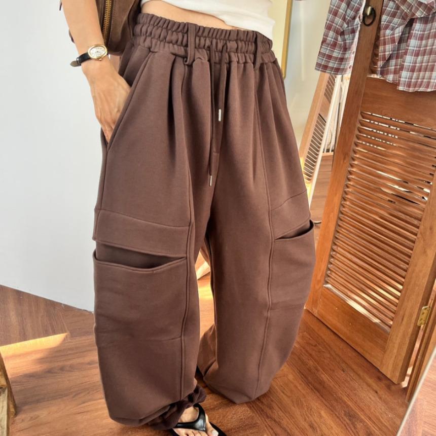 

2026 Korean Style Women s Wide-Leg Sweatpants with Large Pockets and Elastic Waist One Size кавовий