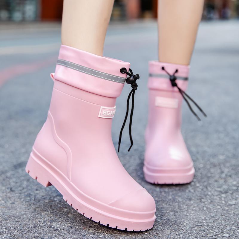 Neue modische Regenstiefel für Damen Geeignet für Outdoor-Bekleidung Rutschfeste Regenstiefel für Damen Outdoor Wasserdichte Schuhe