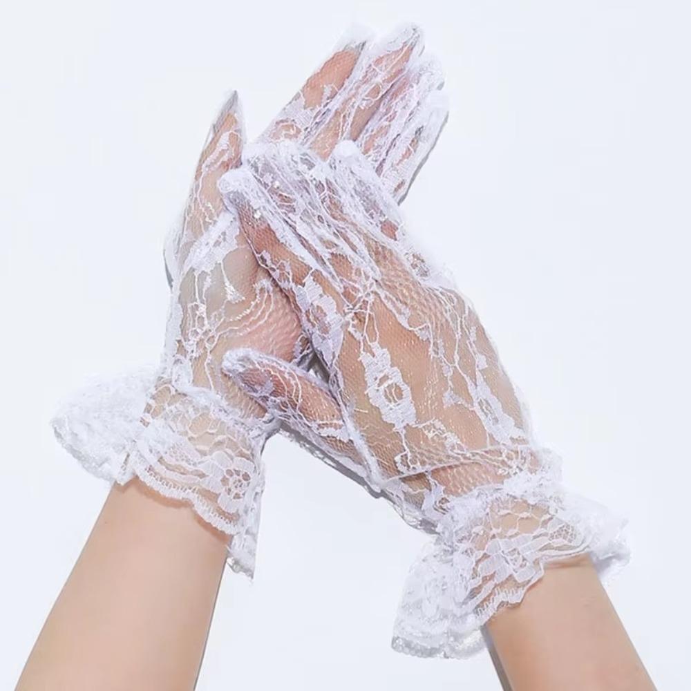 

Versatile Retro Lace Wrist Gloves Floral Elegant Transparent Gloves Thin Short Gloves for Women