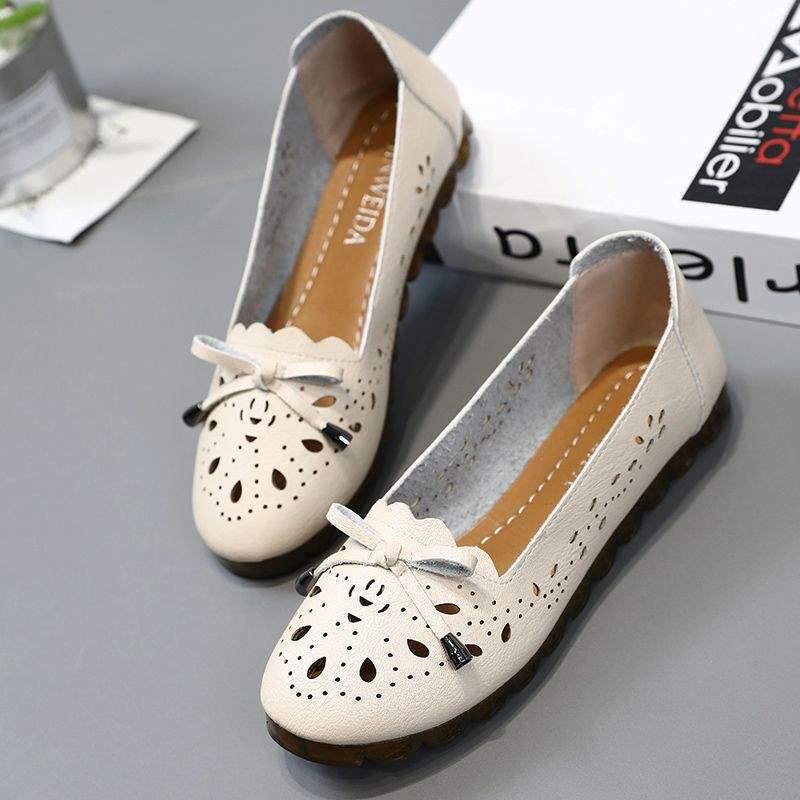 

Женские дышащие слипоны из мягкой кожи - Полый дизайн, Противоскользящая подошва, Повседневные туфли для мамы с мягкой подошвой 36