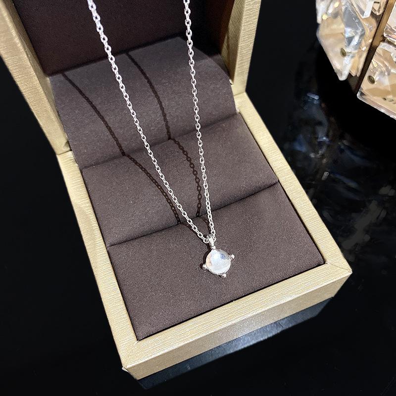 ins circle zircon necklace female design sense simple silver collarbone chain cold wind accessories
