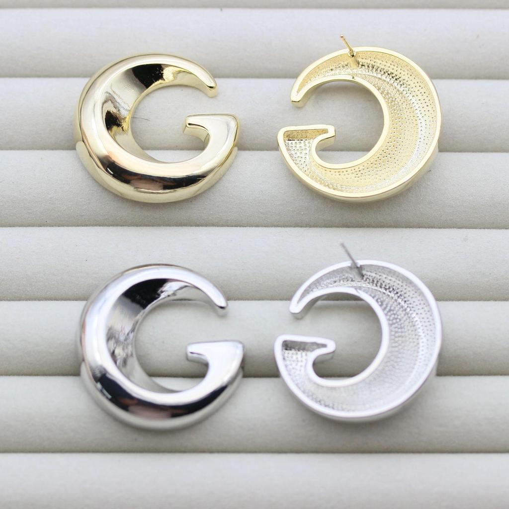 Prehnane luxusné náušnice v štýle influenceriek s veľkým dizajnom 'G'