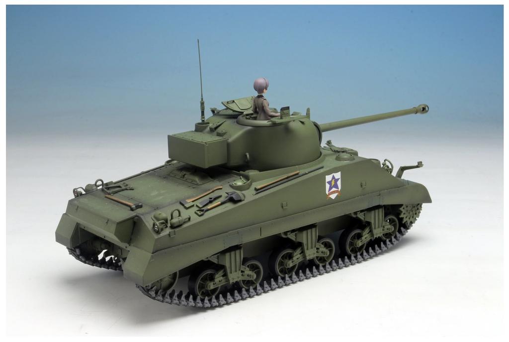 PLATZ Girls & Panzer the Movie Sherman Firefly Sanders University High School Special Limited Edition 1/35 Scale Plastic Model Kit GP-36EX