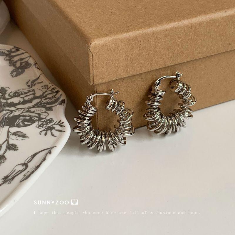 Cold Wind Sunnyzoo Winding Fashionable Rotate Geometry Silver(Gold Plated Needle)