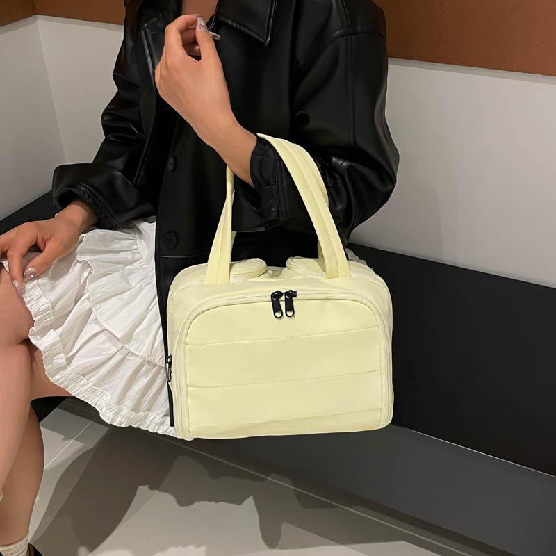 Women's 2025 Multi-Functional Cross-Border Handbag: Large Capacity Fashion Cosmetic & Toiletry Bag with Portable Partition Storage.