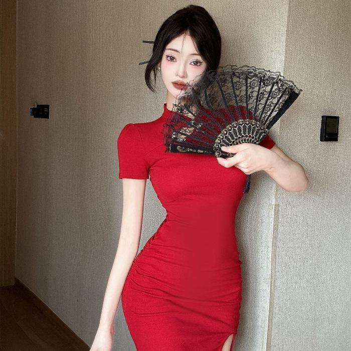 New Chinese Qipao: Waist-Cinching, Hip-Hugging Short Sleeve Dress with 3D Decoration & Hollow Design for a Sexy Summer Look