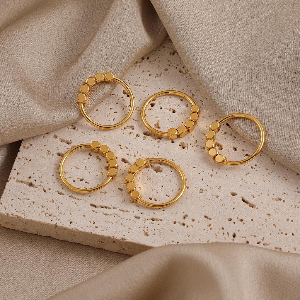 Korean Minimalist Broken Silver Square Ring: Versatile Titanium Steel Fashion Jewelry for Women