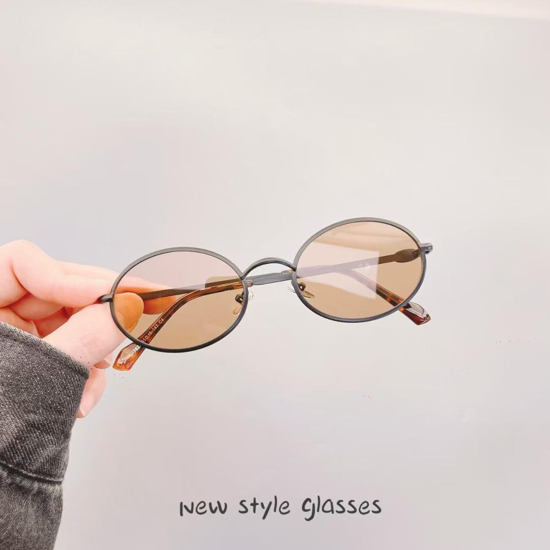 

Hong Kong Style ladies Sunglass Oval Shape UV400 Protection Party Glasses High Quality Sunglasses suitable for Men