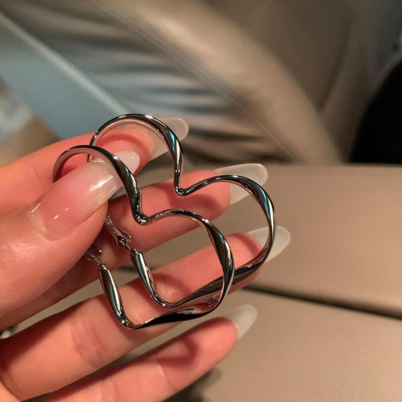 European and American silver needle simple zircon earrings exaggerated personality design earrings high-end versatile temperament earrings