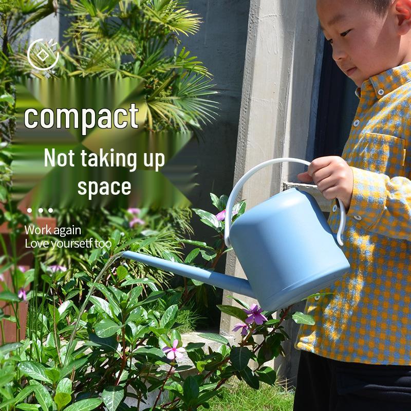 Barnevannkanne i plast med lang tut for innendørs- og hageplanter