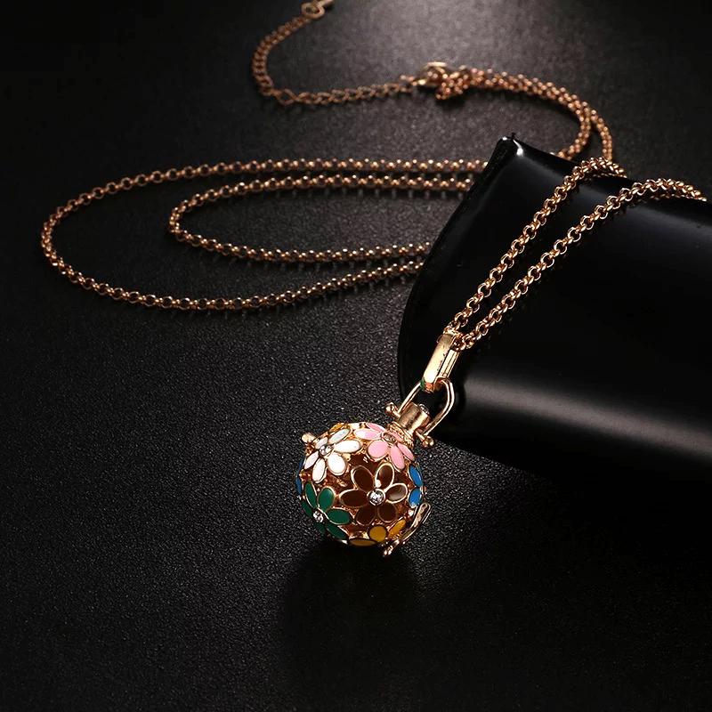 Mexico Chime Two-Color Feather Caller Locket Piano Ball Necklace Essential Oil Diffuser Perfume Musical Pendant New Jewelry
