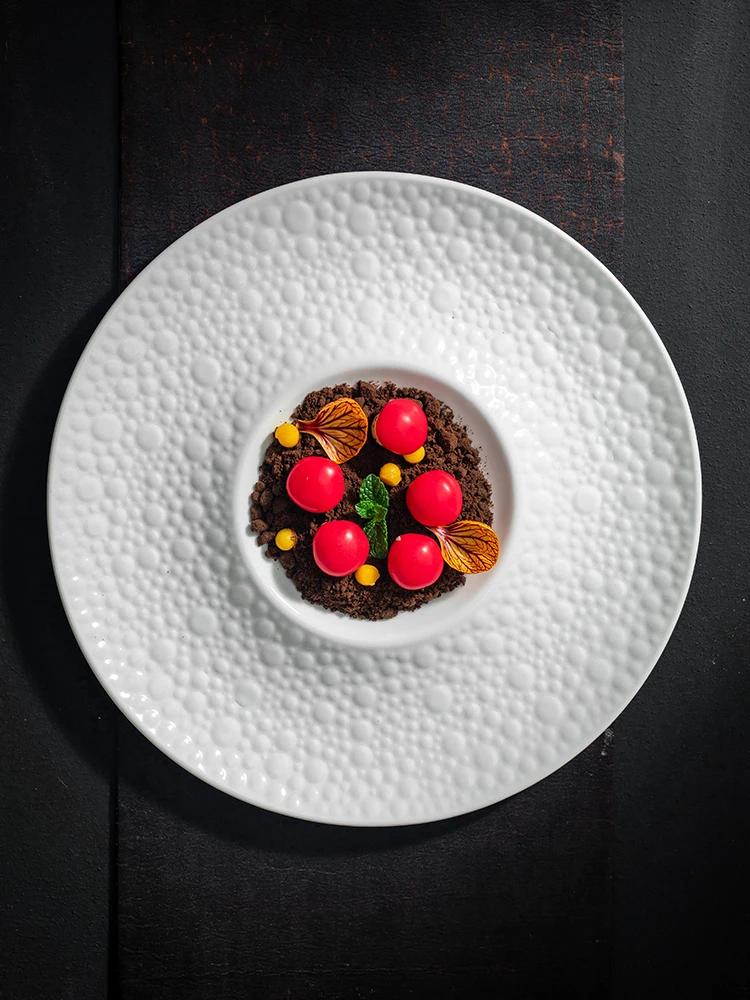 Ceramic white cold dish plate High-grade sense of luxury molecular cuisine restaurant artistic conception fusion dish disc