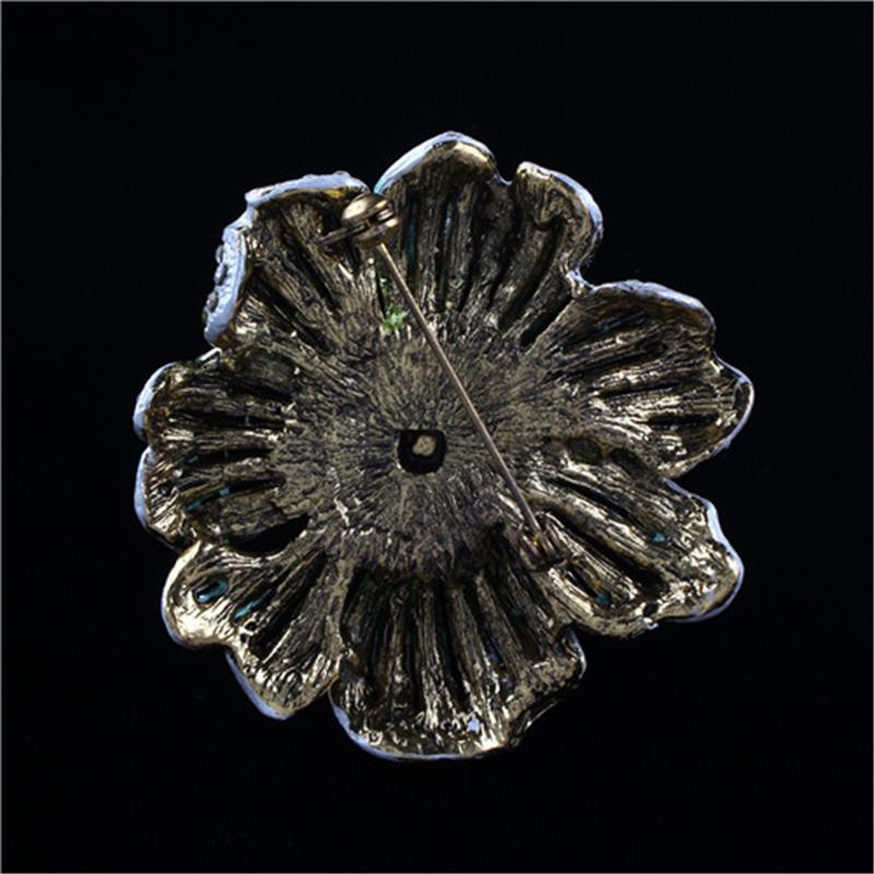 Broches Et épingles Exquise Broche Bleuet Perle Vert Peinture Broches Accessoires Vêtements Broche Dames