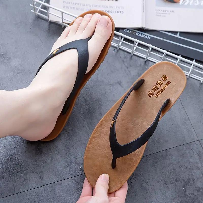 Fashion Ins Men's Shoe Flip Flops Shiatsu Soft Flat Sabot Beach Slides High Quality Fashion Low Price Adult Clappers 2025 Male Slipper