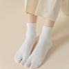 Women's Solid Color Split Toe Mid-Calf Socks for Geta - Suitable for Spring, Autumn, and Summer