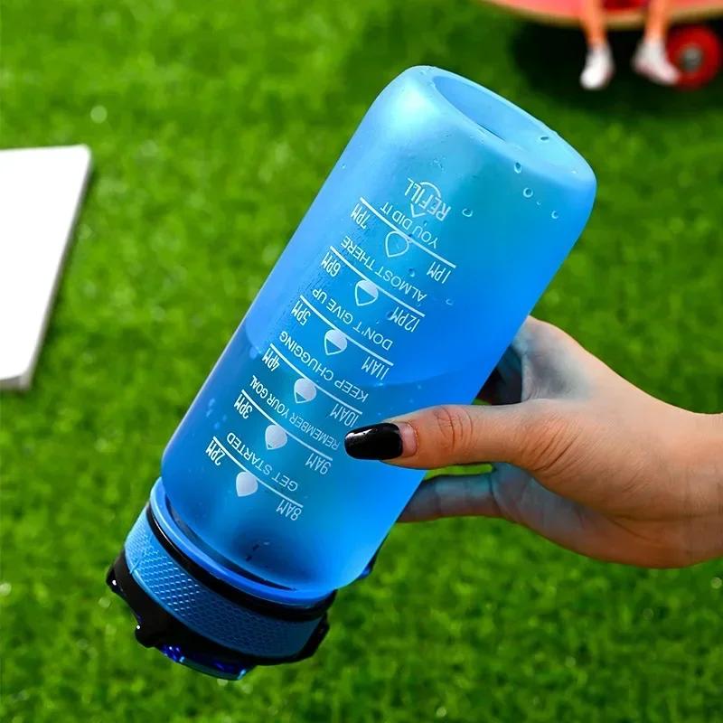 700ml Sports Water Bottle Portable Leak-proof Colorful Plastic Cup Shaker Bottle Outdoor Travel Portable Gym Fitness Jugs