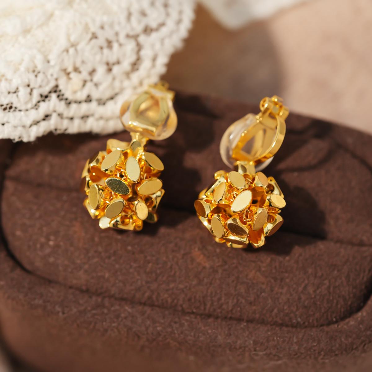 18K Gold Plated Round Flower Ear Cuff - Stylish, Versatile, and Luxurious Earrings