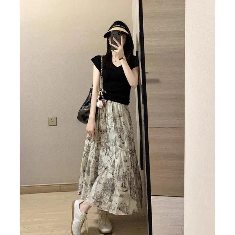

Plus Size Chinese Style V-neck T-shirt & Ink Painting Skirt Set - Women s Summer Outfit 3XL [160-180 pounds]