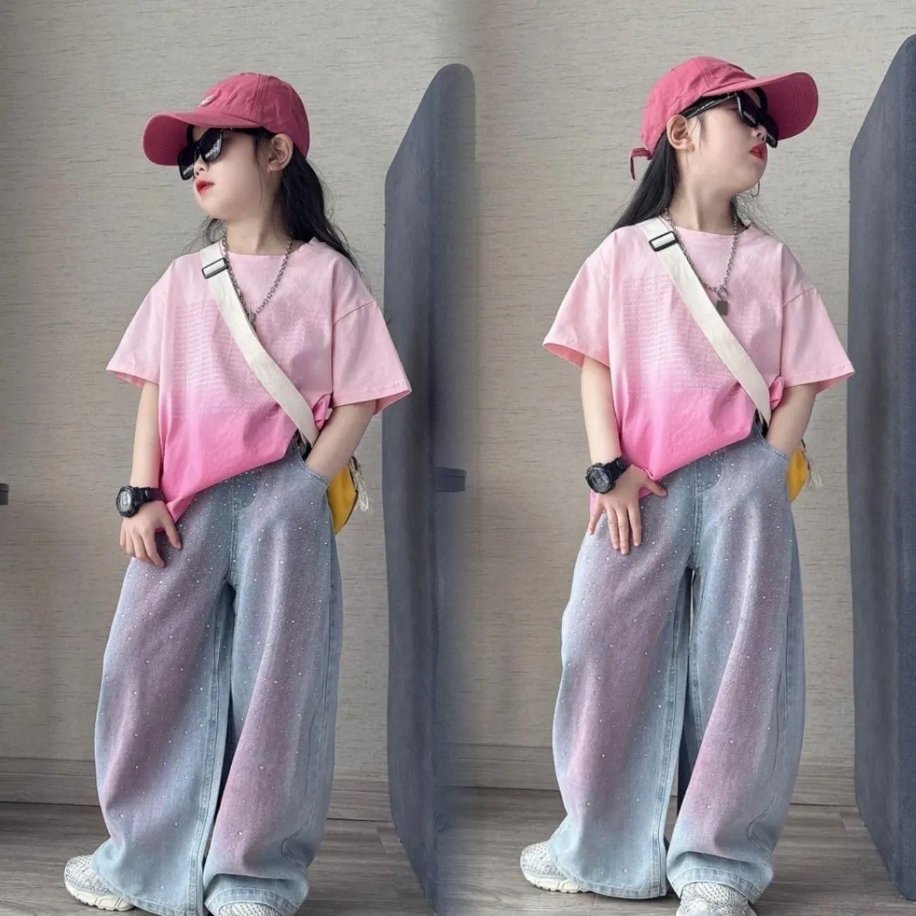 

Летний комплект для девочек, тай-дай, с коротким рукавом, украшенный стразами, облегающие и широкие джинсы, модный и повседневный комплект из двух предметов, модный 130