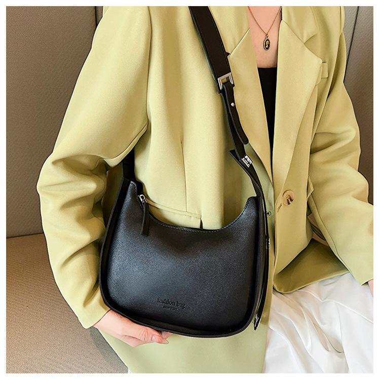 French Style Minimalist Faux Leather Shoulder Bag for Women Small Quilted Crossbody Bag KTB