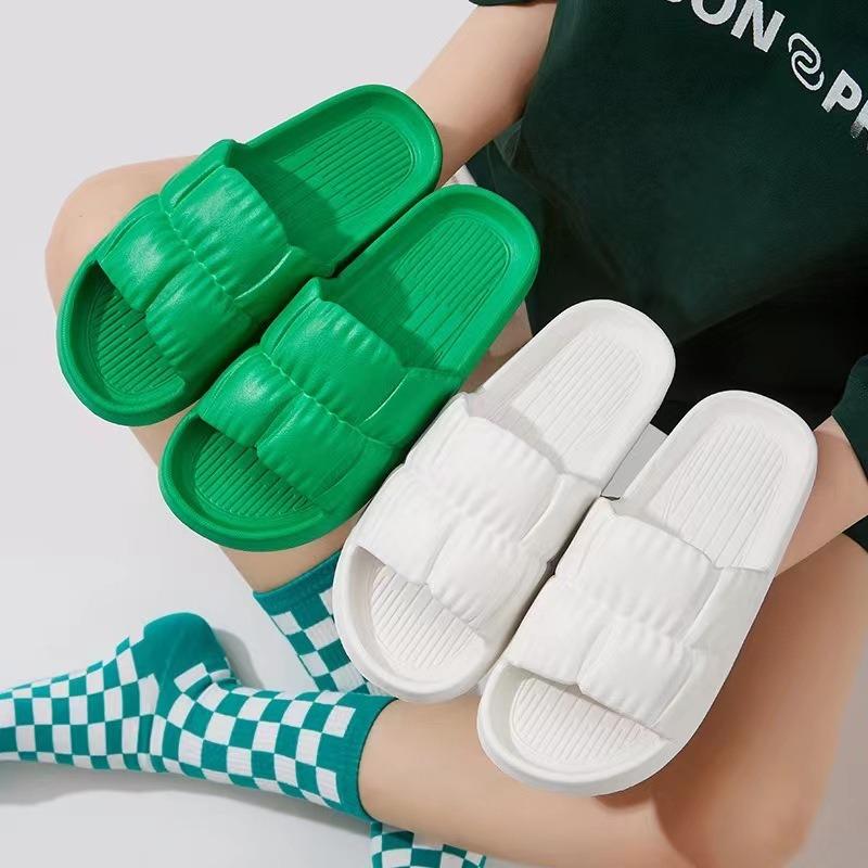 Household slippers manufacturers summer solid color indoor couple hotel slippers cheap Room slippers