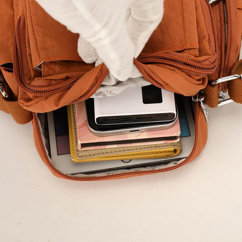 Water-Repellent Multi-Pocket Commuter Mobile Phone Bag Women's Shoulder Crossbody Bag Small Square Bag