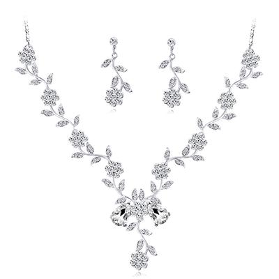 Collana Orecchini Gioielli Bijouterie Set da Donna B0910712 AVE