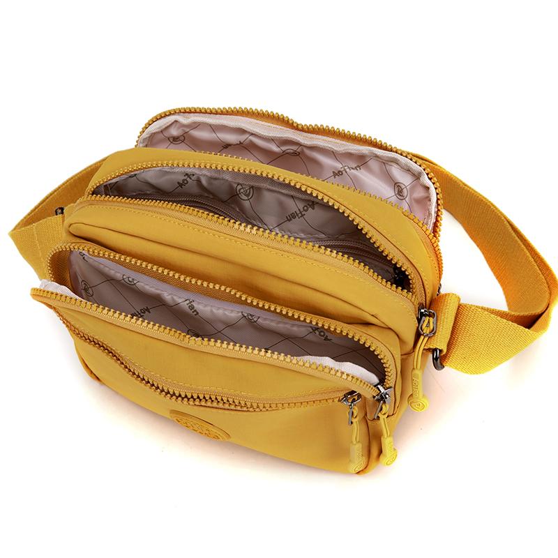 Small Bag Women's Shoulder Bag Lightweight Crossbody Bag Mother Bag