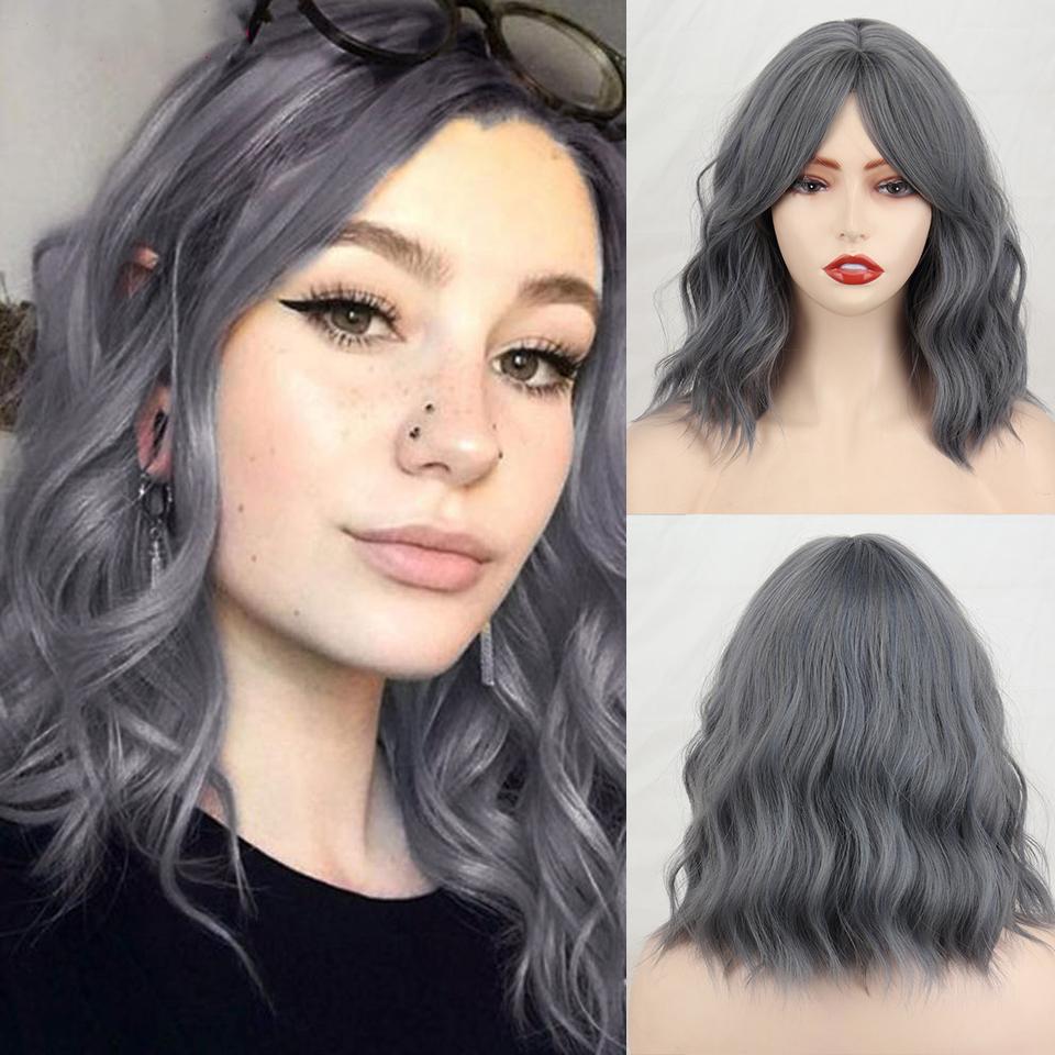 MERISIHAIR Moda damska Krótka falista peruka z grzywką Włókno syntetyczne Kolor pomarańczowy Naturalna falowana peruka Odzież na co dzień Cosplay