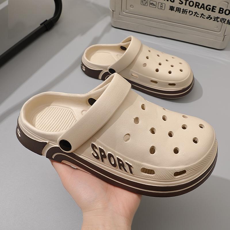 Thick Soled Anti Slip Two on Sandals for Women, New Style for Indoor and Outdoor Wear, Perforated Shoes for Men in Summer