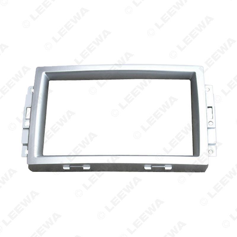 Chrysler 300C 2005-2007 Double DIN Audio Panel Replacement