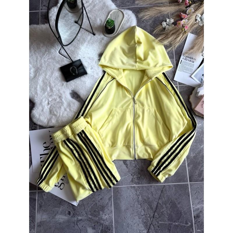 Womens Velvet Track Suit Set With