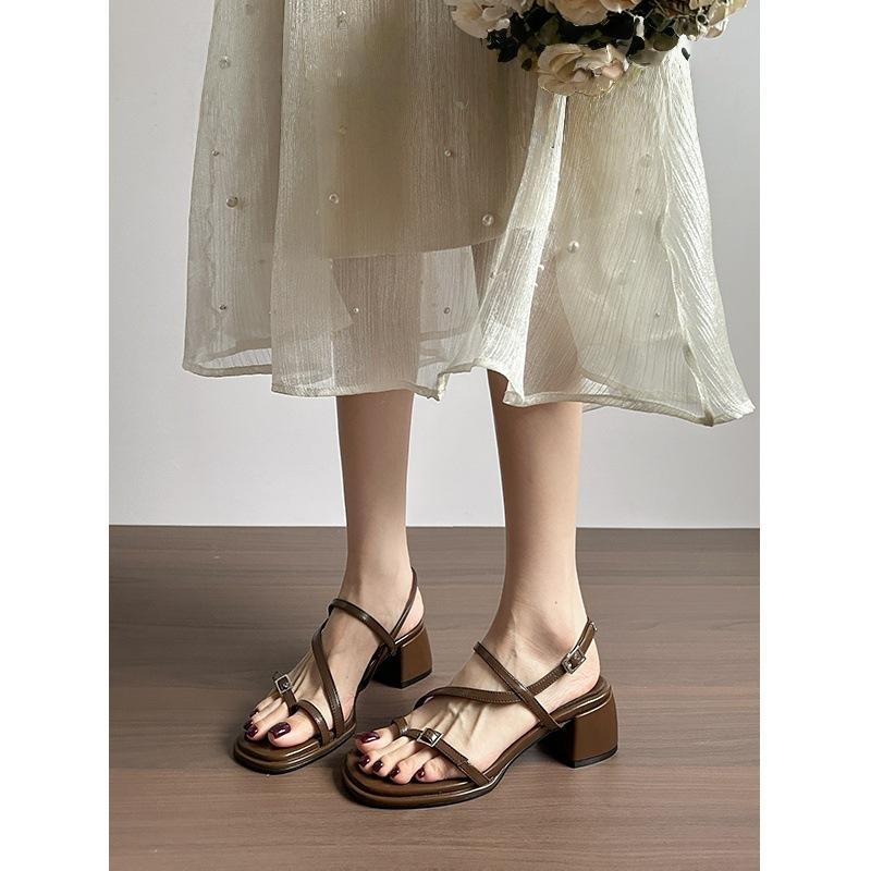 Soft leather version~ brown with Roman sandals 2025 summer new thick heel retro style with skirt beautiful toe sandals