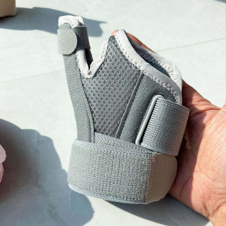 Cross-Border Sports Wrist Support Sleeve for Tenosynovitis, Hand Protector & Massager for Fitness & Health Care (Unisex)