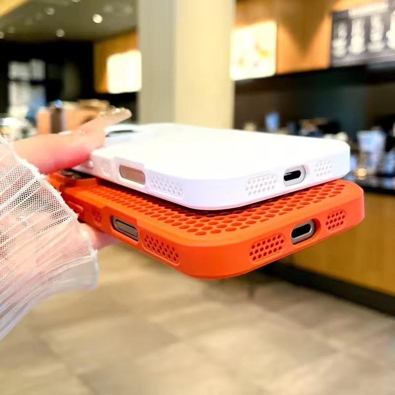 Dissipate Heat PC Case For iPhone 16 15 14 13 12 11 Pro Max Plus Breathable Hard Back Cover