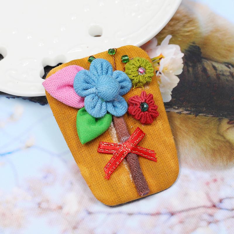 Original design handmade fabric embroidery brooch retro simple and elegant personality versatile corsage jacket bag accessories