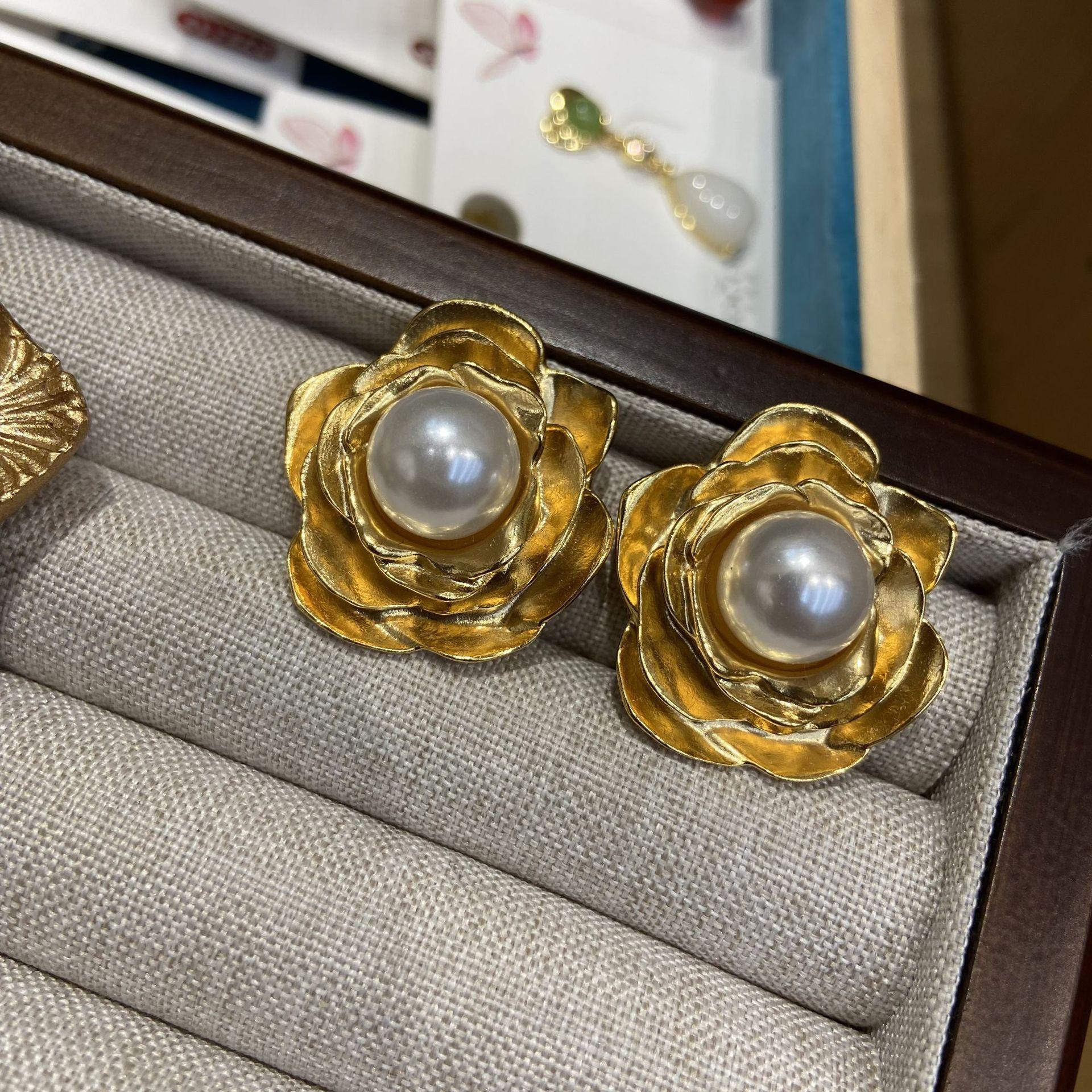 

Серьги-гвоздики в стиле ретро из золота и жемчуга с медным покрытием, маленькие ароматные серьги из серебра 925 пробы