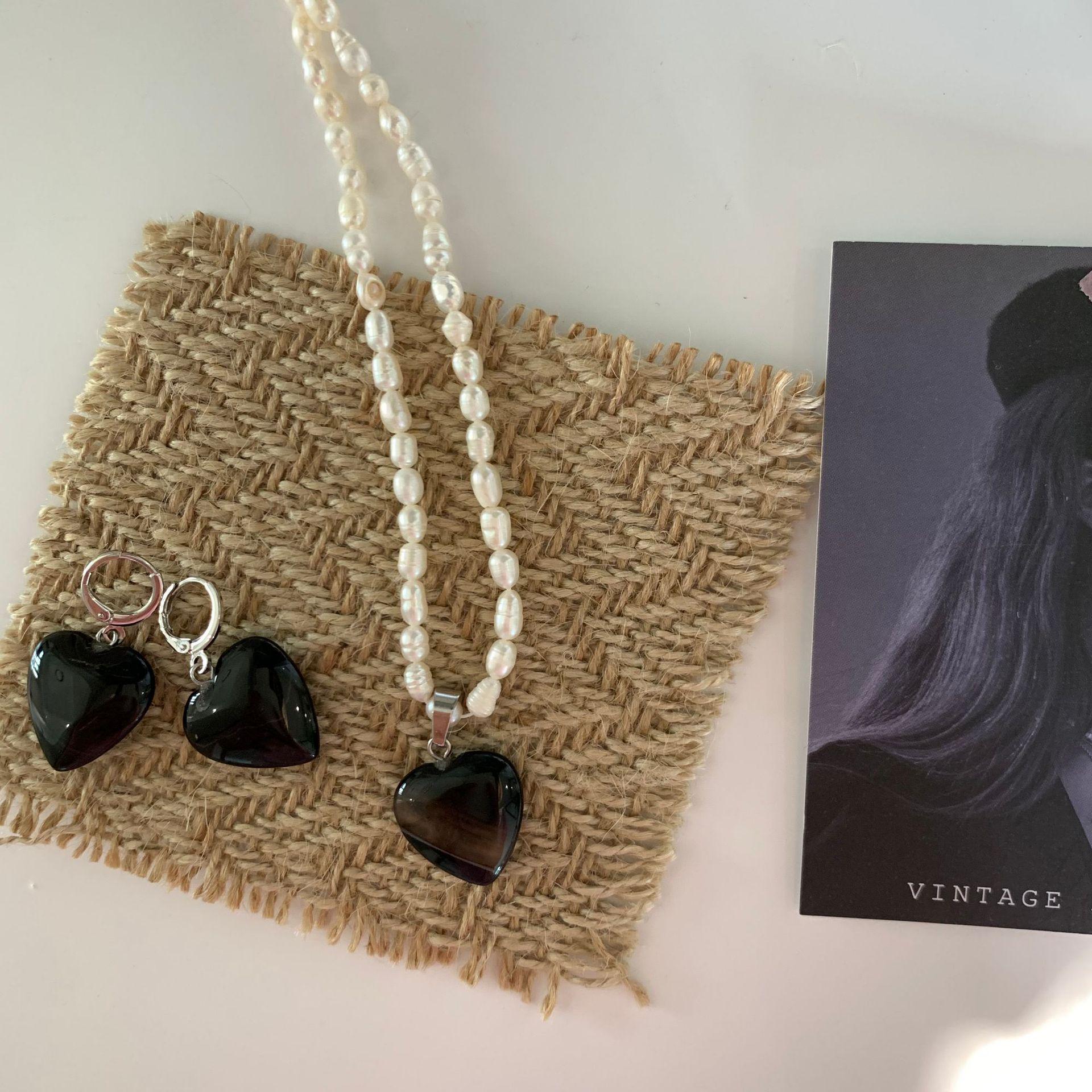 

Трехмерное ожерелье в виде натурального сердца с неправильными барочными бусинами для женщин