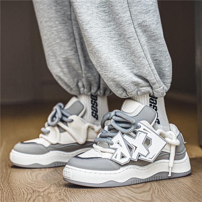 Luxusní boty pro muže Nové robustní vulkanizované punkové boty Tenisky Muži Dobrá kvalita Street Style Sportovní Tenisky na běhání Muži Board