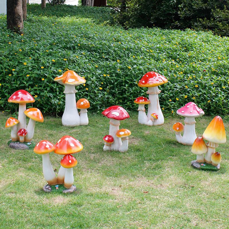 Resin Mushroom Ornaments for Outdoor Garden and Lawn Decor