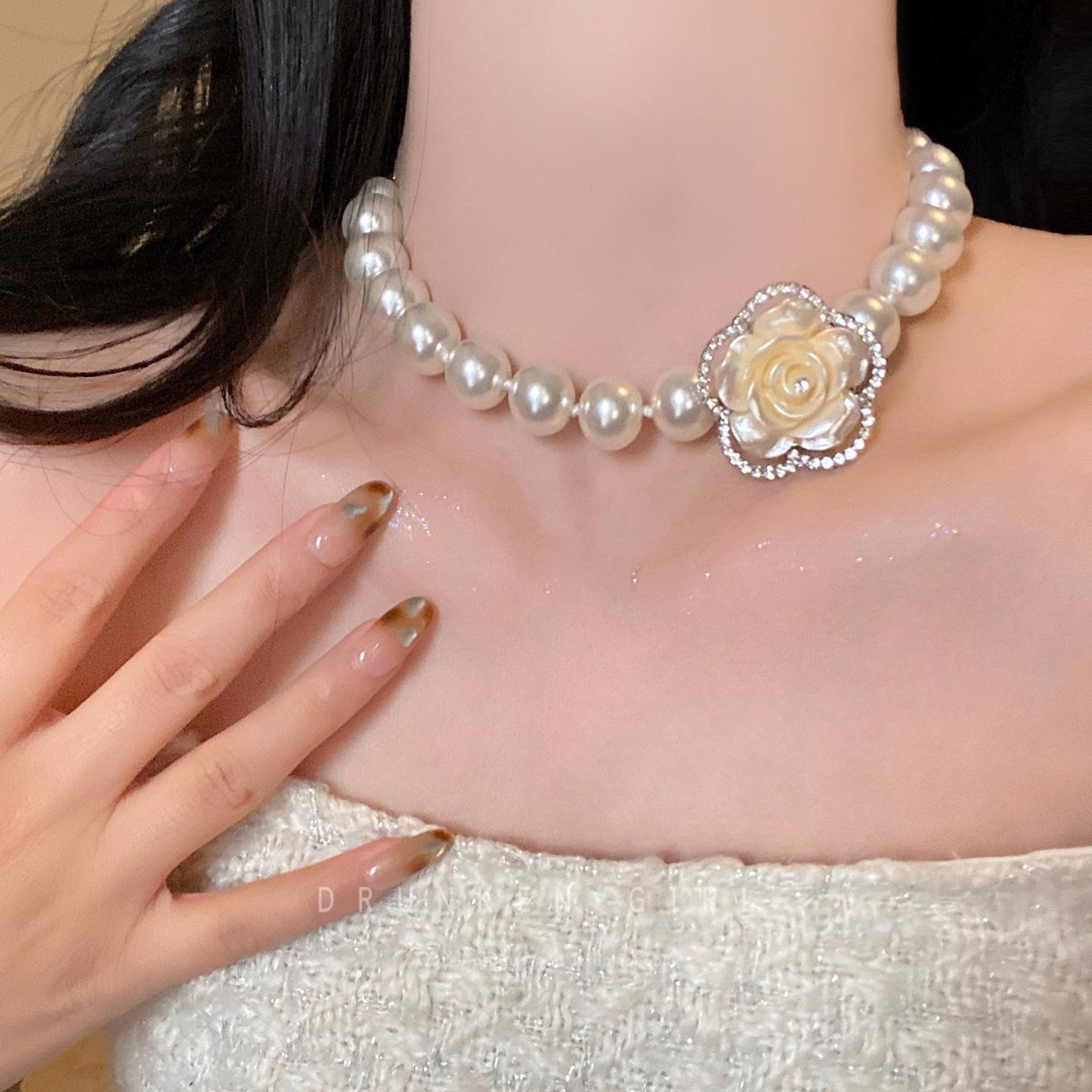 French Super Immortal Court Style Diamond Resin Flower Pearl Necklace Accessories Women s Sweater Chain Necklace