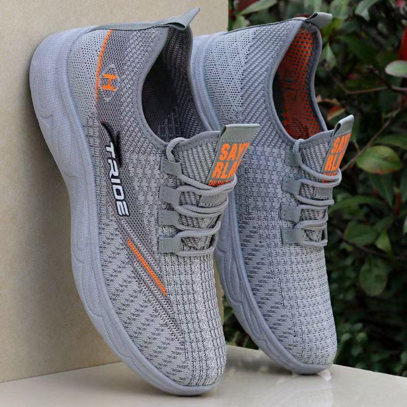 Nouvelles chaussures de sport décontractées respirantes à semelle souple, en maille, de hauteur moyenne, antidérapantes, chaussures de course ultra-légères