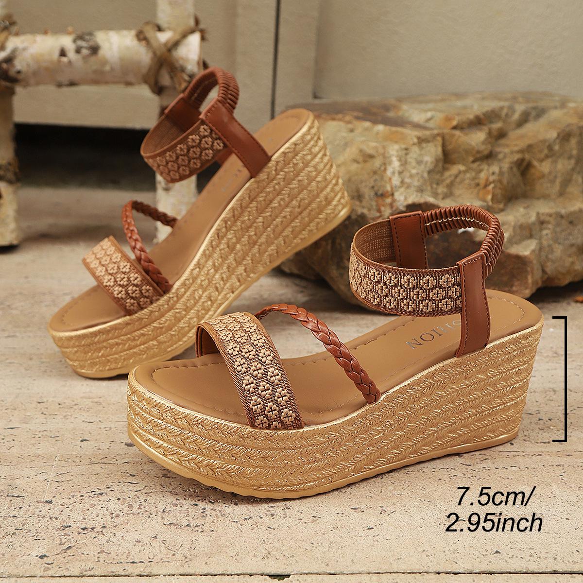 

Foreign trade large size apricot wedge heel thick sole heightening fashionable and comfortable leisure waterproof table one-word buckle women s sanda 42 хаки